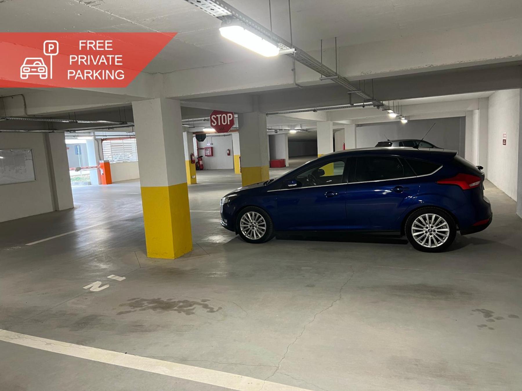 Homie Studio Apartment - Private Parking - Self Check-In Bucarest Esterno foto